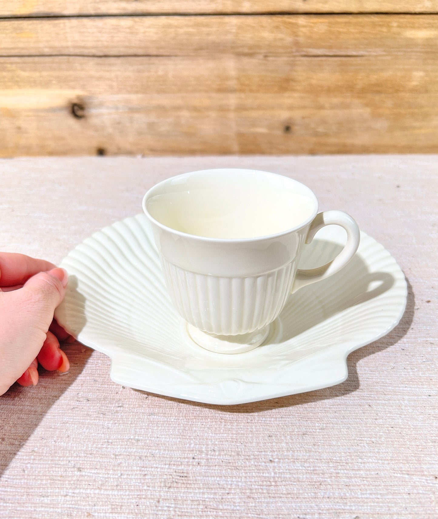 Wedgwood of Etruria Edme Footed Cup & Sandwich Dish Seashell