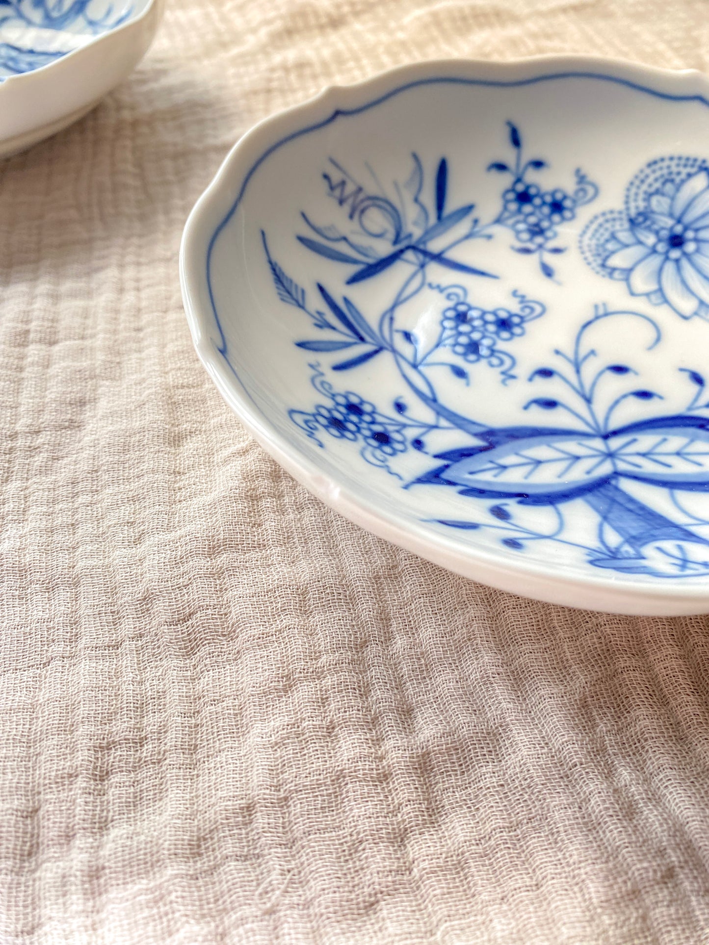 Meissen German Cobalt Blue Onion Antique Dishes