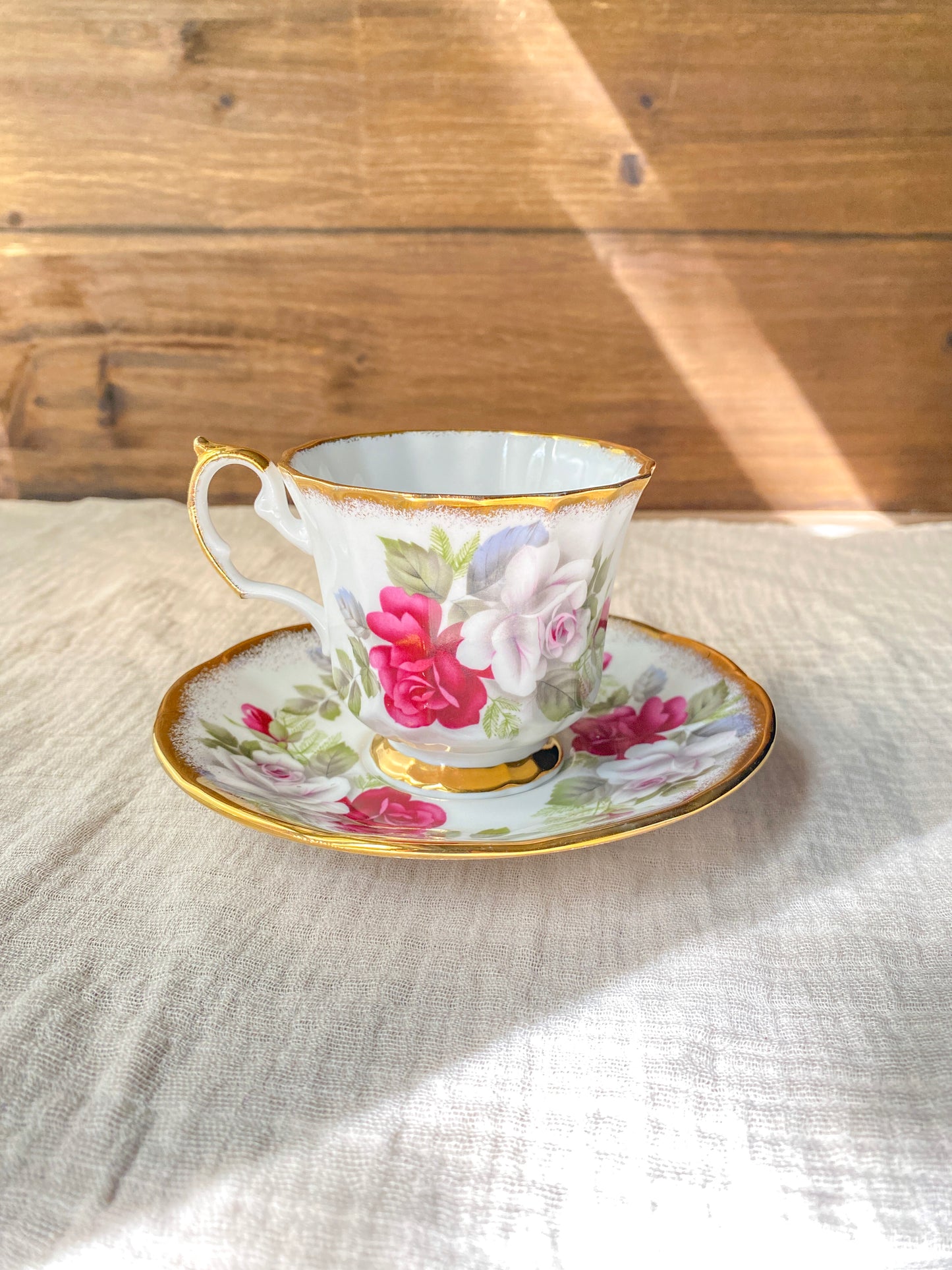 Vintage Elizabethan Jacobean White & Gold with Roses Teacup and Saucer