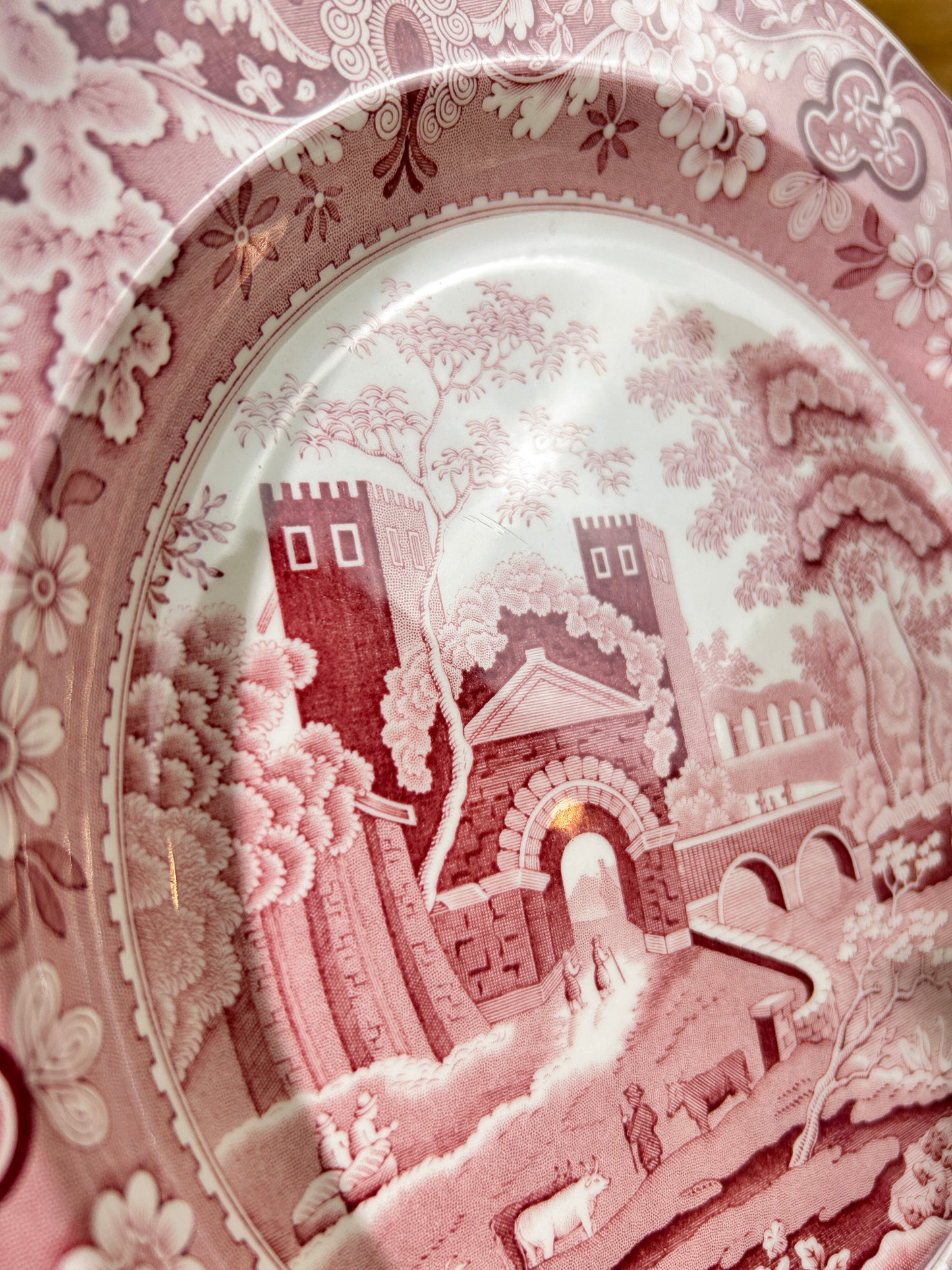 Spode Archive Collection Red & White Plate Aesop's Fables Castle