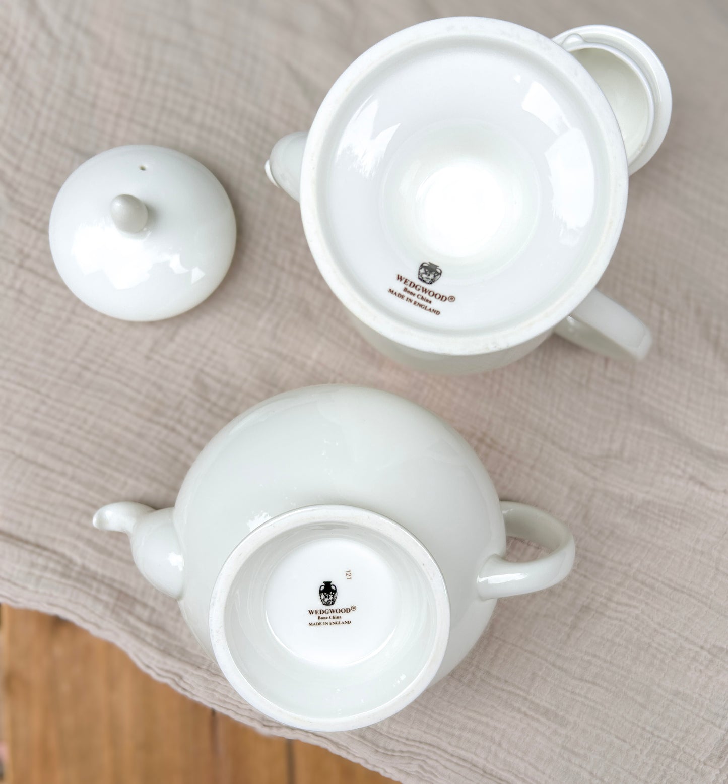 Wedgwood White Bone China Tea Pot and Coffee Pot Selection