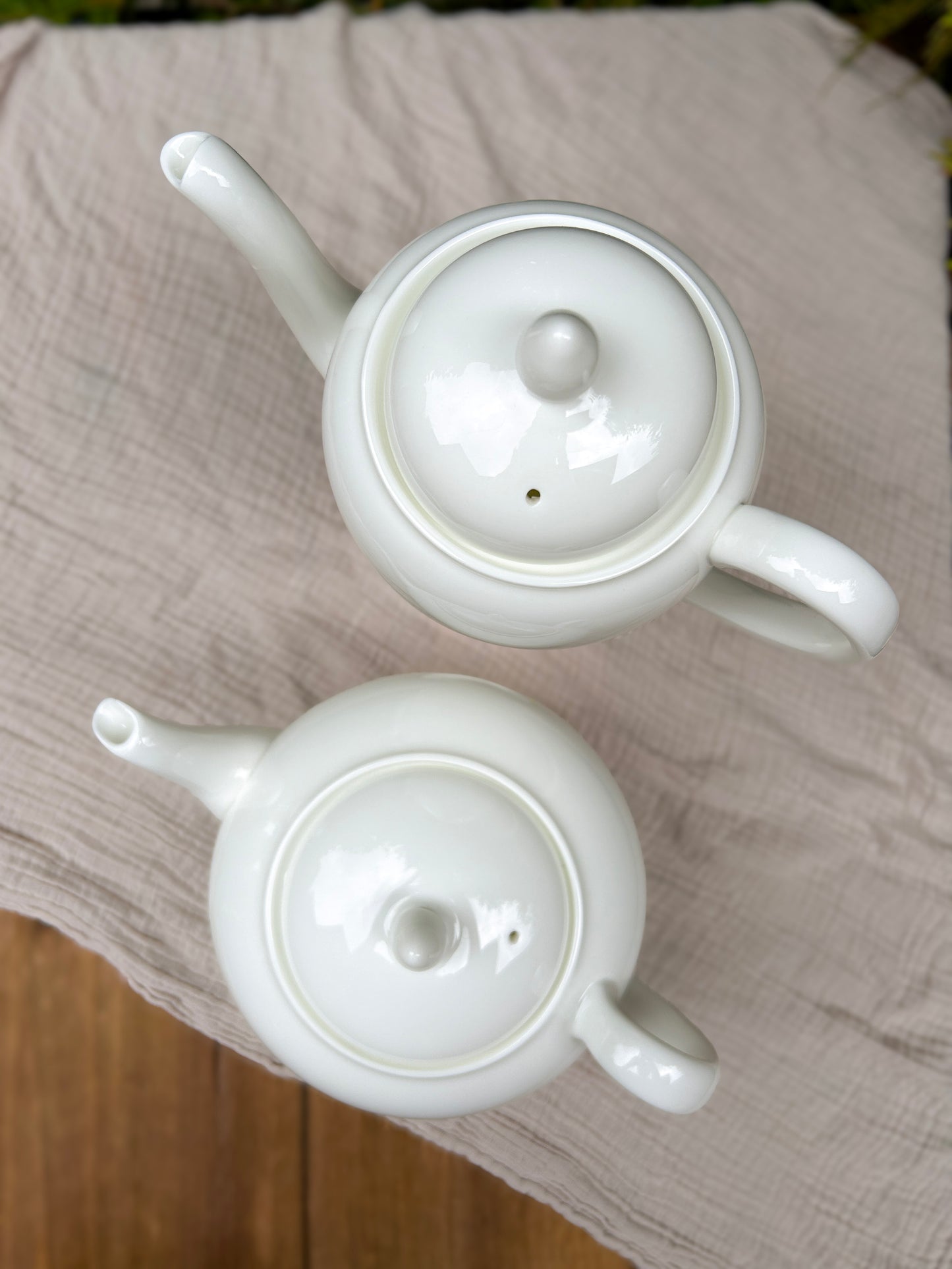 Wedgwood White Bone China Tea Pot and Coffee Pot Selection