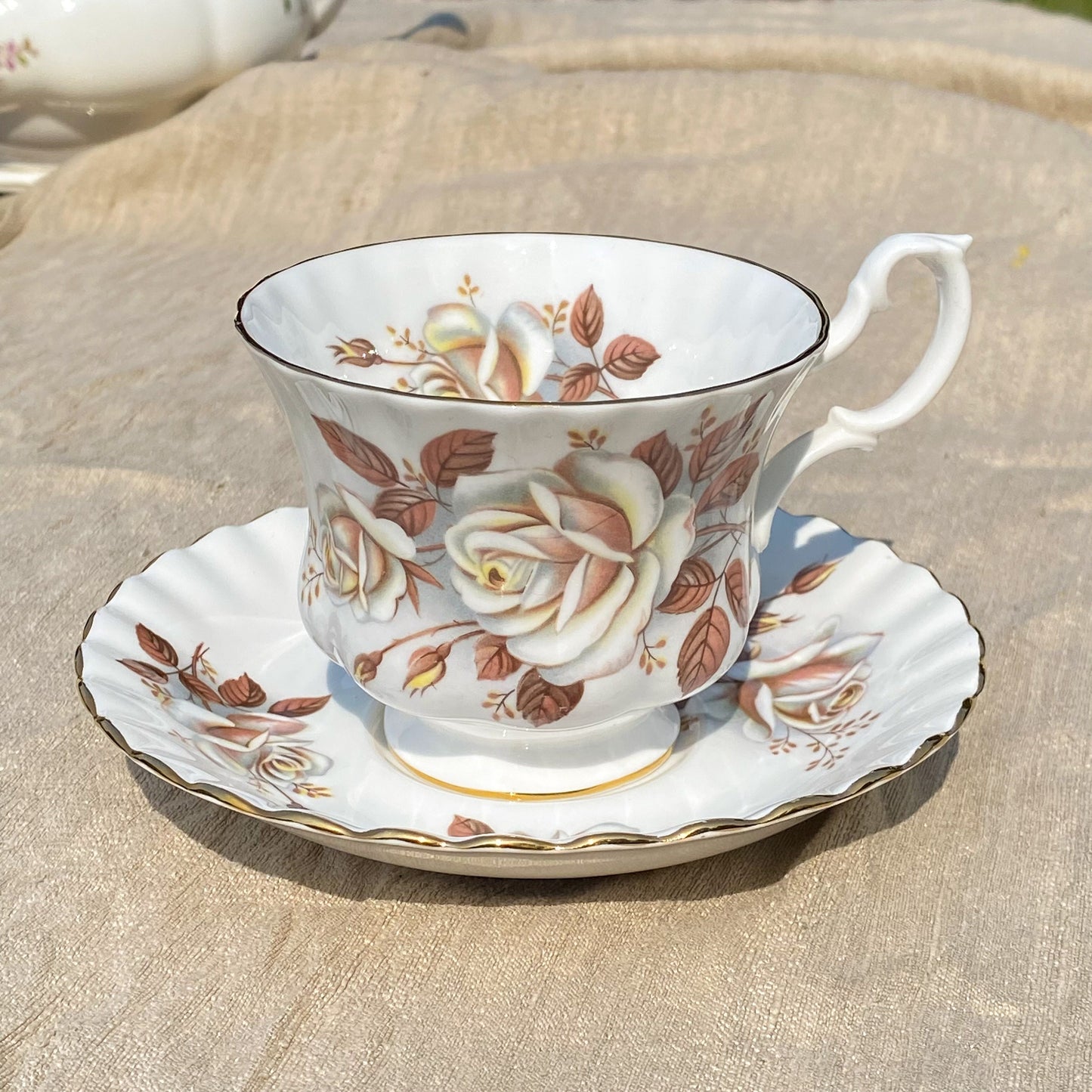 Royal Albert Teacup and Saucer White Roses