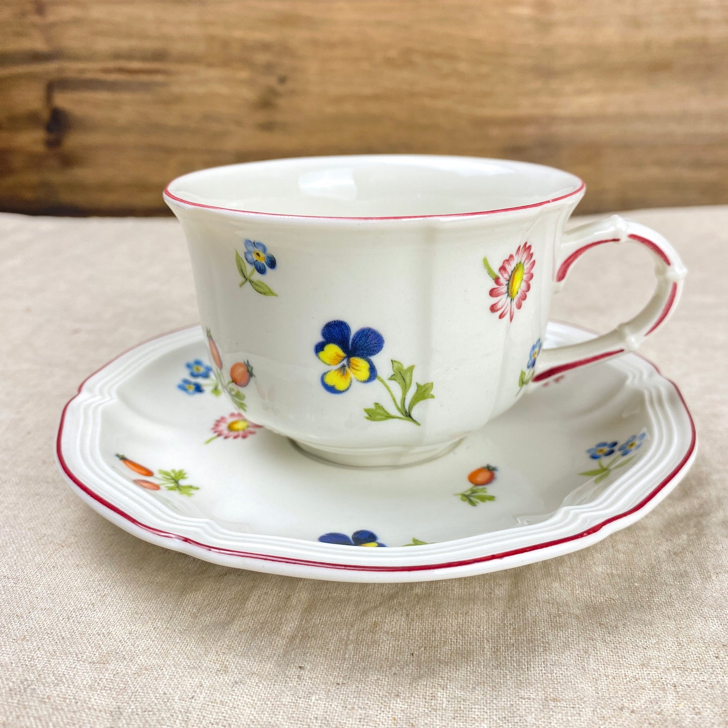 Villeroy & Boch Petit Fleur Tea Cup Saucer Set