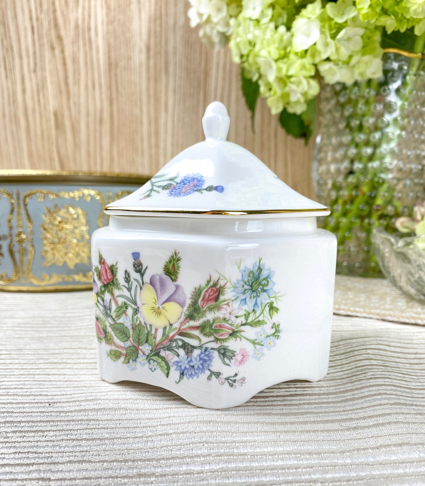 Vintage Aynsley Wild Tudor Box with Lid Bone China White