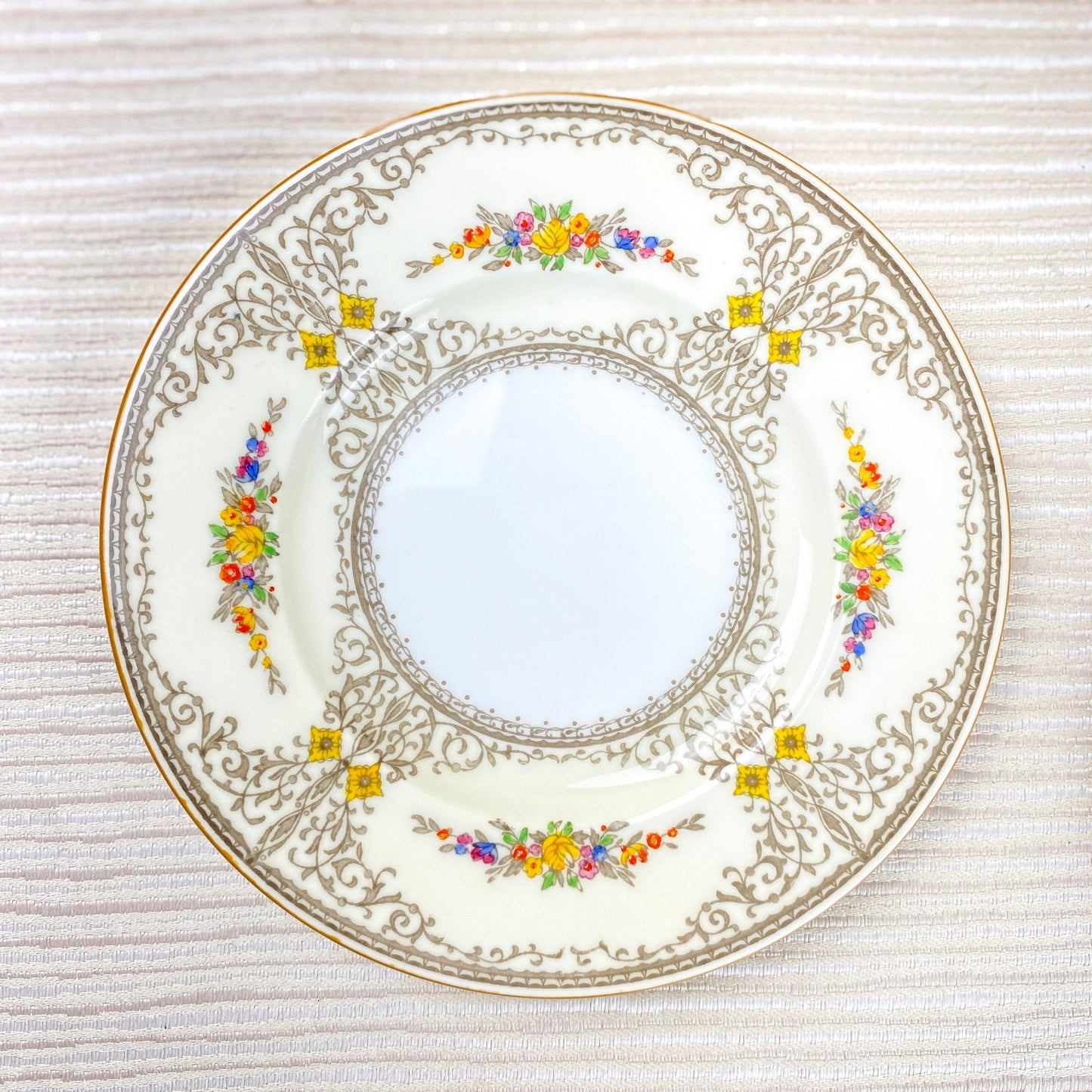 Minton Sheridan B1227 Bread and Lunch Plates