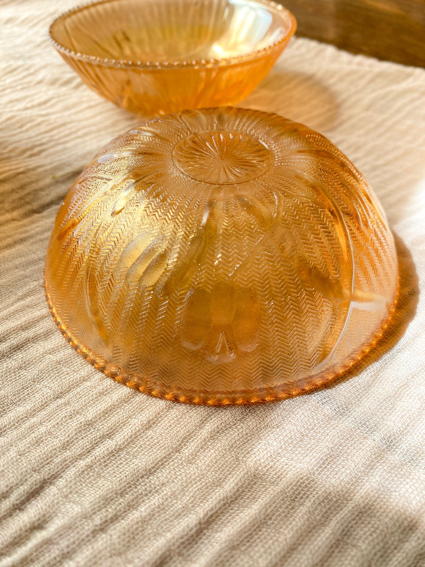 Vintage Jeanette Glass Iris & Herringbone Iridescent Marigold Bowl 4 Piece Set