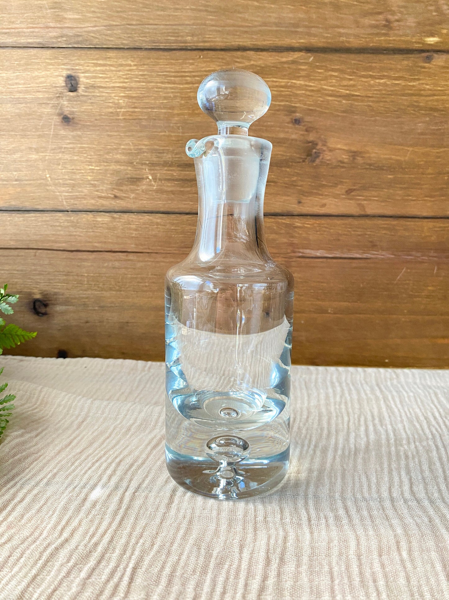 Vintage Heavy Glass Decanter with Stopper & Controlled Bubble