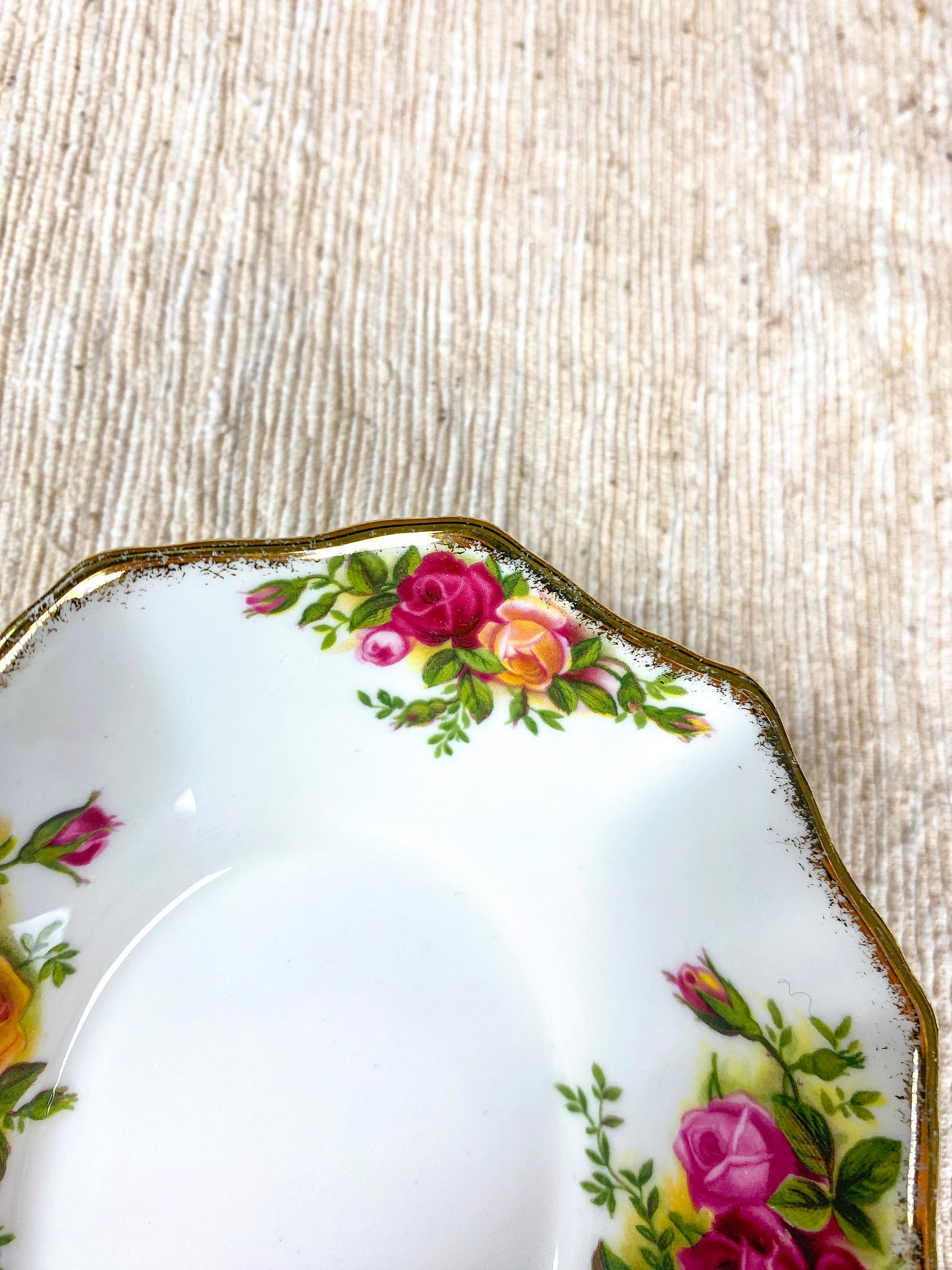 Royal Albert Old Country Roses Oval Candy Trinket Dish