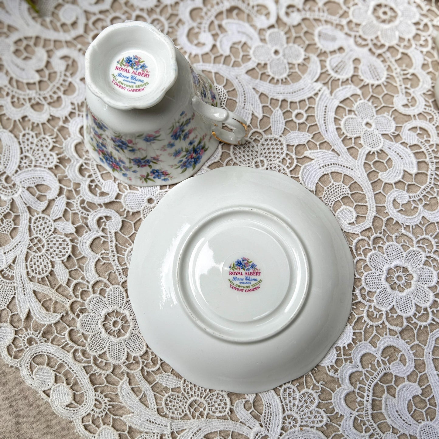 Royal Albert Bone China Teacup & Saucer Covent Garden Gainsborough