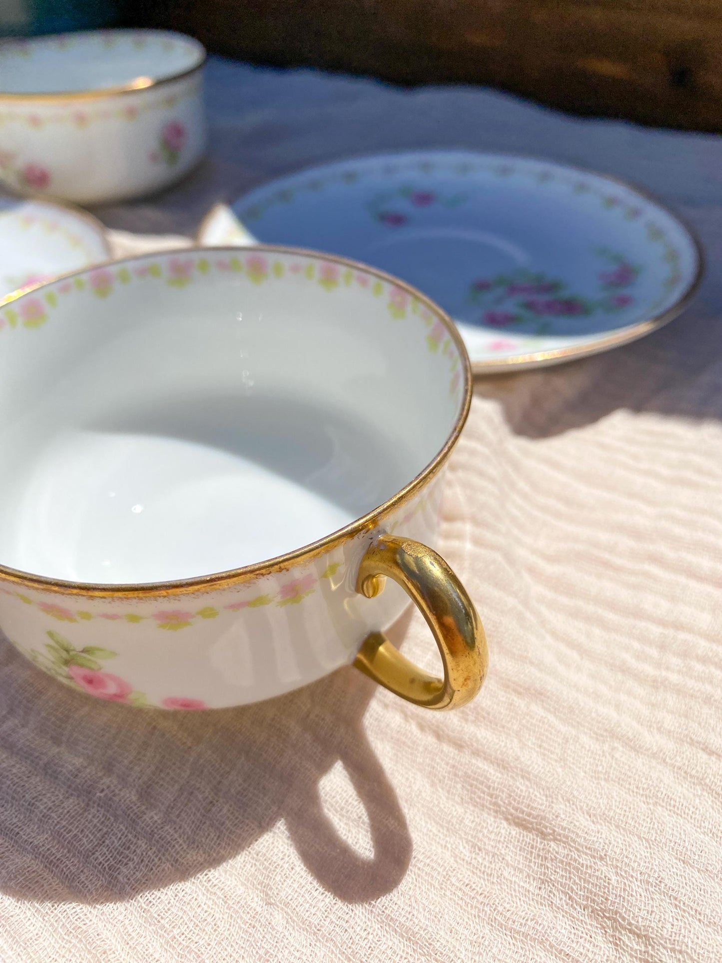 Old Abbey Limoges White and Gold Porcelain Roses Teacups & Saucers