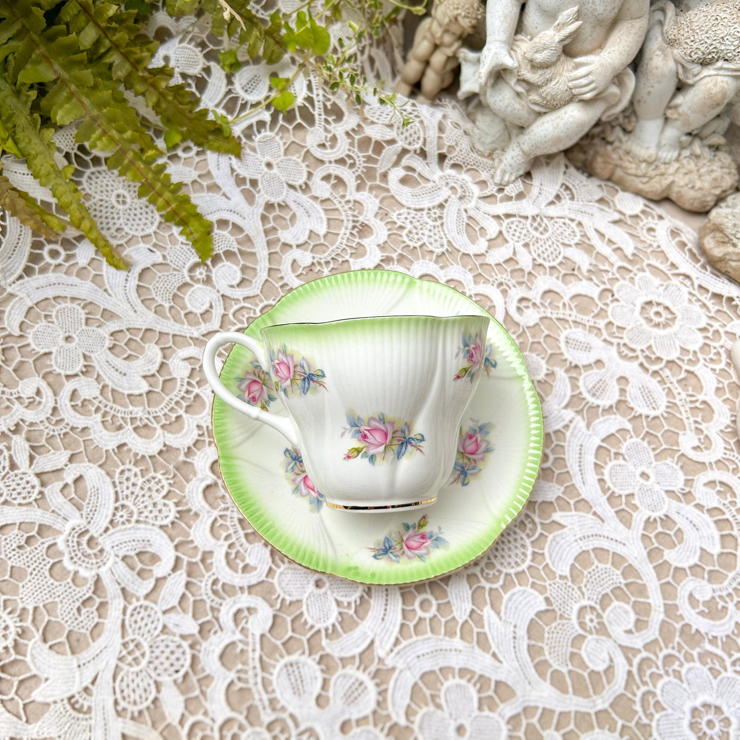 Royal Albert Dainty Horizon Series Bone China Teacup & Saucer Set