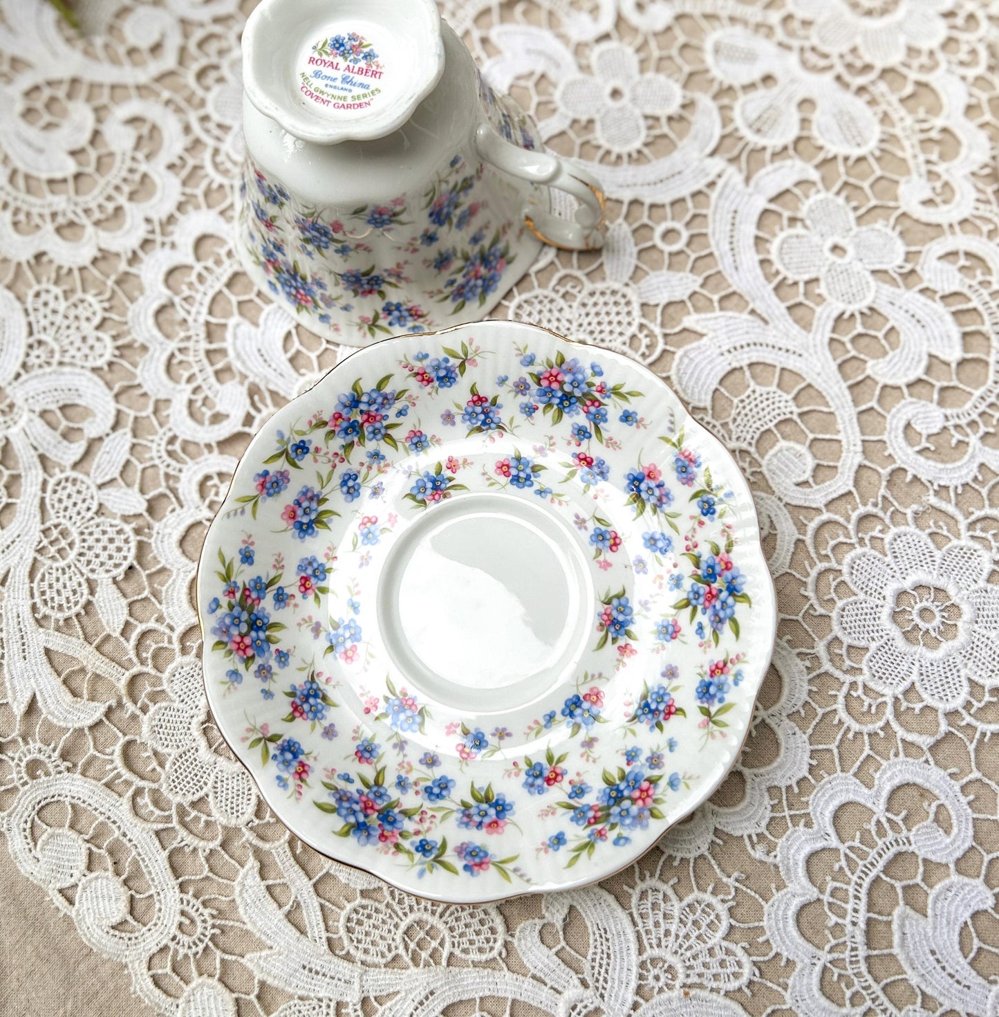 Royal Albert Bone China Teacup & Saucer Covent Garden Gainsborough