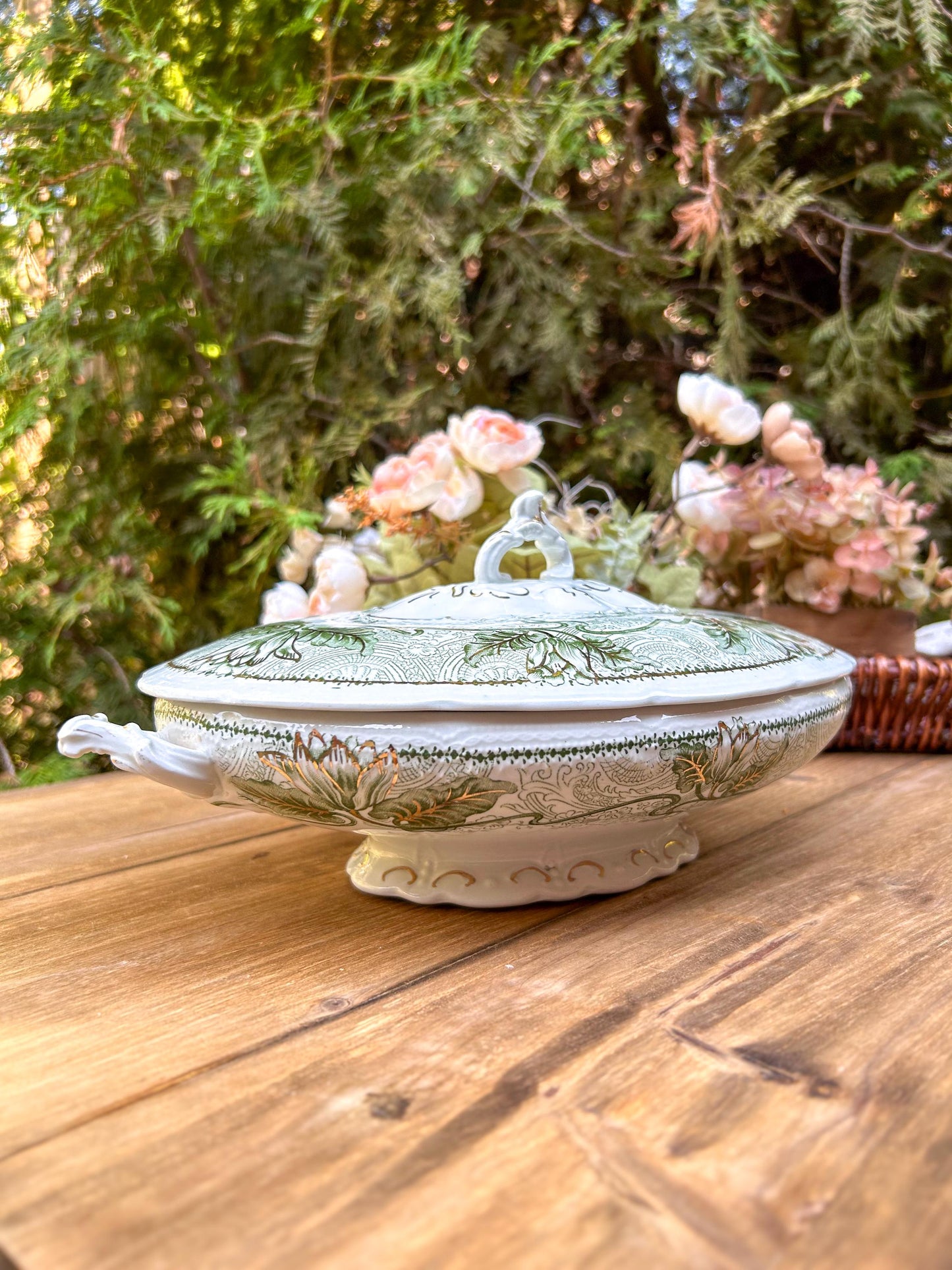 Wood & Sons Marseilles Green Serving Bowl Antique