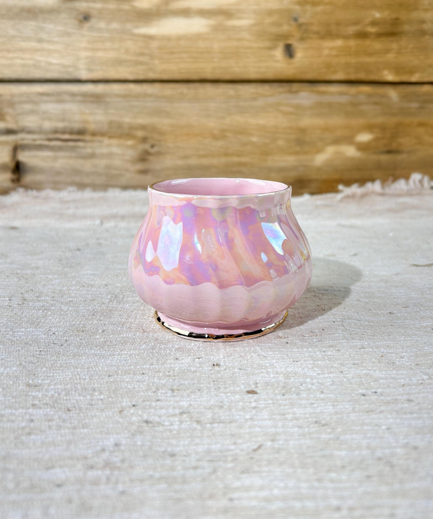 Sadler Pink Sugar Bowl Opalescent Swirl Lustre