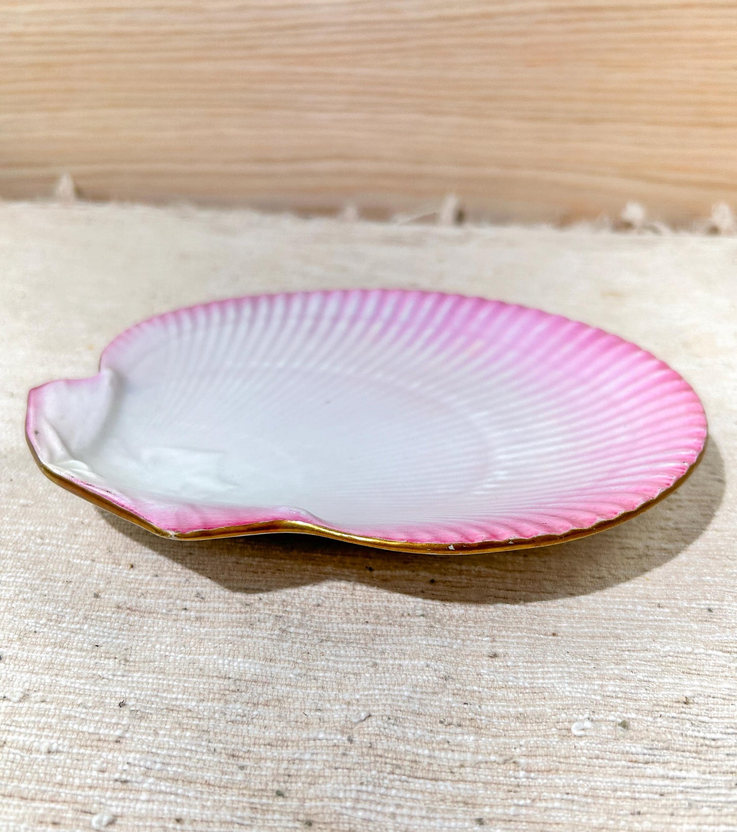 Wedgwood Pearl Shell Pink Plate Gold Gilt Antique