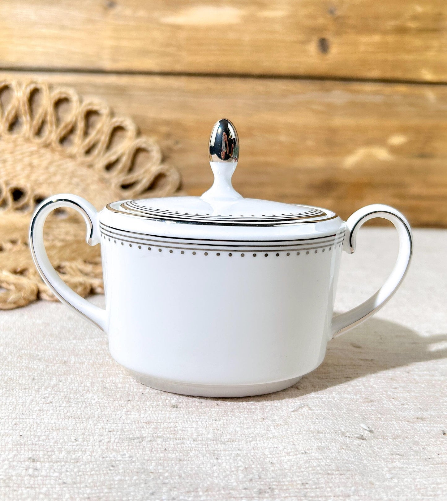 Wedgwood Vera Wang Grosgrain Sugar Bowl Platinum Gilt Bone China